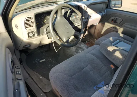 1997 Chevrolet Gmt-400 K1500 z USA, uszkodzony, nr VIN 2GCEK19R2V1237026